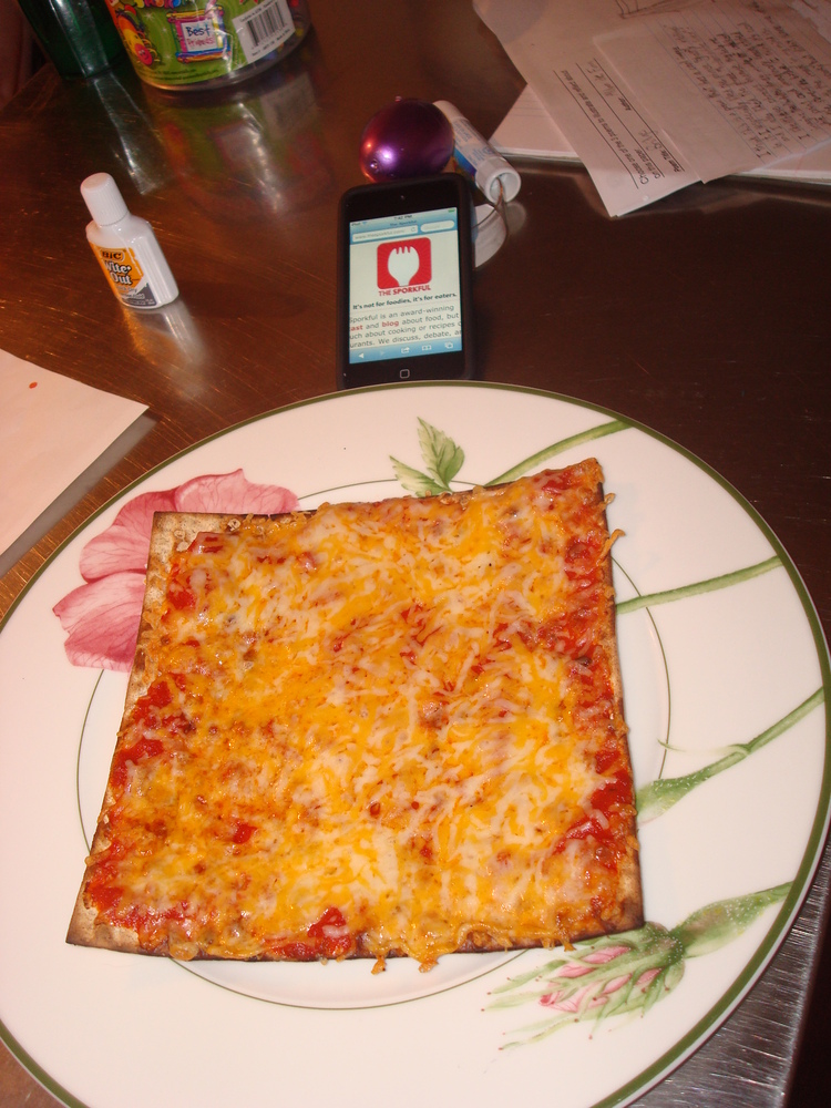 The View From Your Laptop: Matzah Pizza
