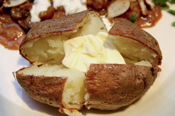 Eater Mark Explains How to Get Crispy Skin in Microwaved Baked Potatoes