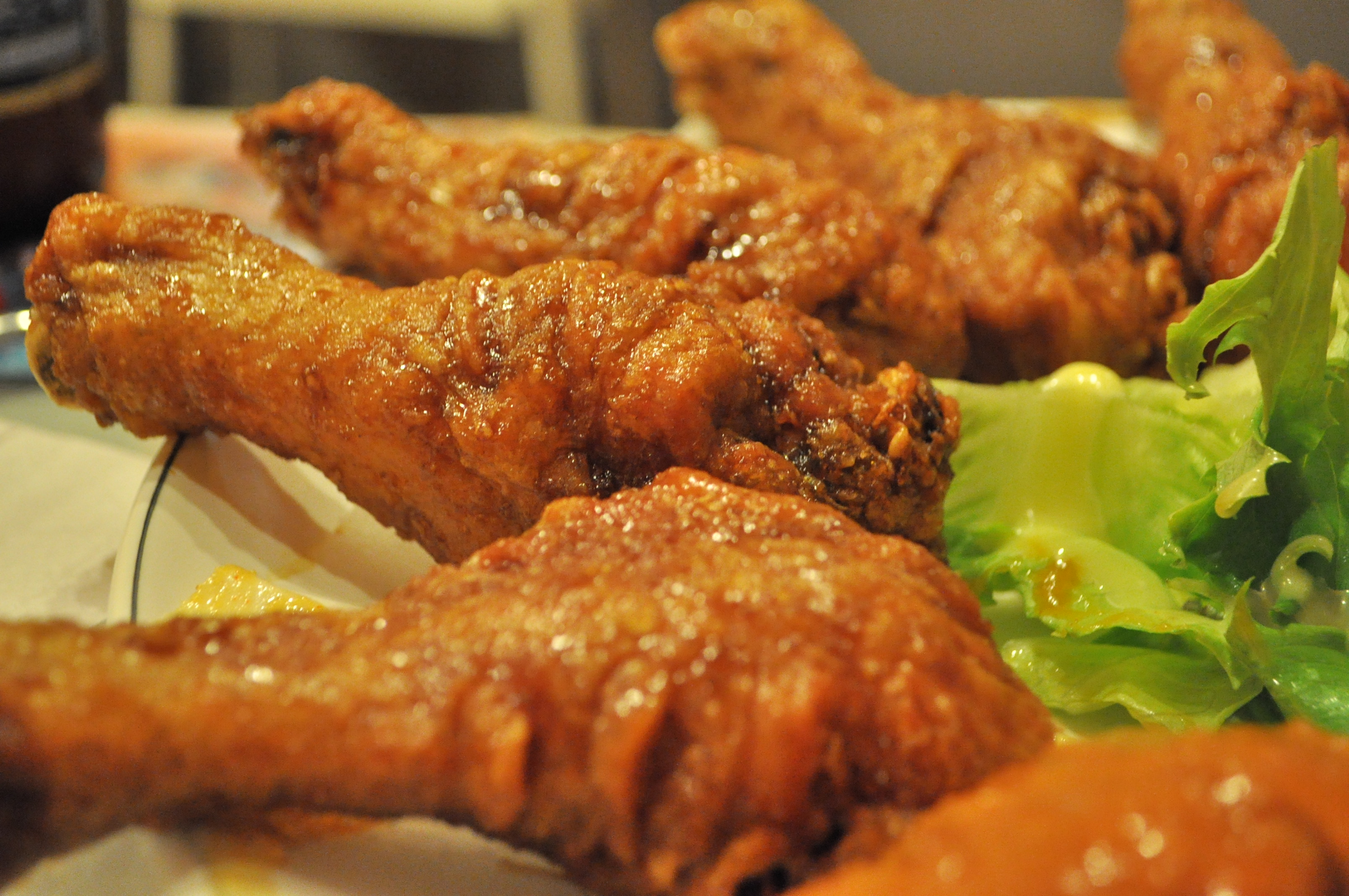 Fried Chicken: Ideal Meat-to-Fried Ratio, Korean Style, and More (AUDIO)